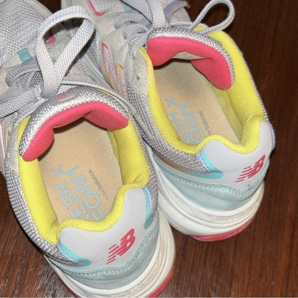 New Balance Gray Sneakers with Pink and Yellow Highlights - Picture 4 of 5